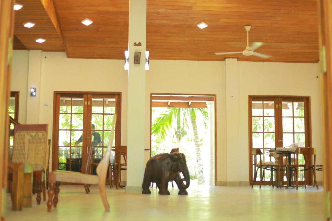 Milkyway Holiday Resort Unawatuna Exterior photo